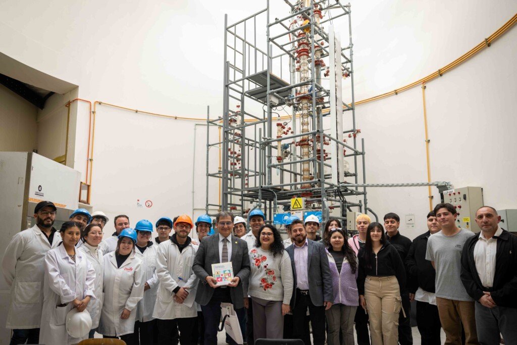 Formación en terreno: estudiantes de Ingeniería Civil Química fortalecen su aprendizaje en Magallanes